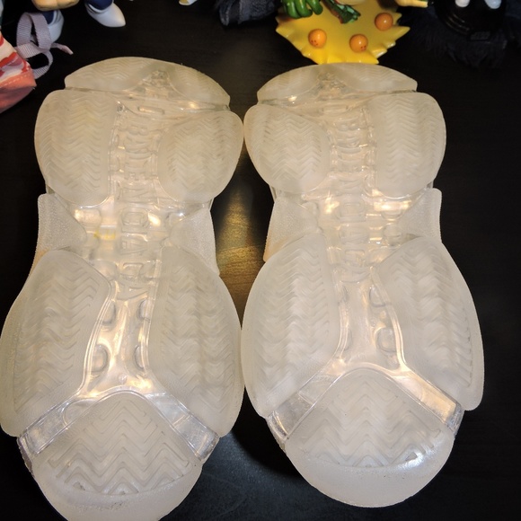 BALENCIAGA TRIPLE S CLEAR SOLE 38 - Picture 4 of 8